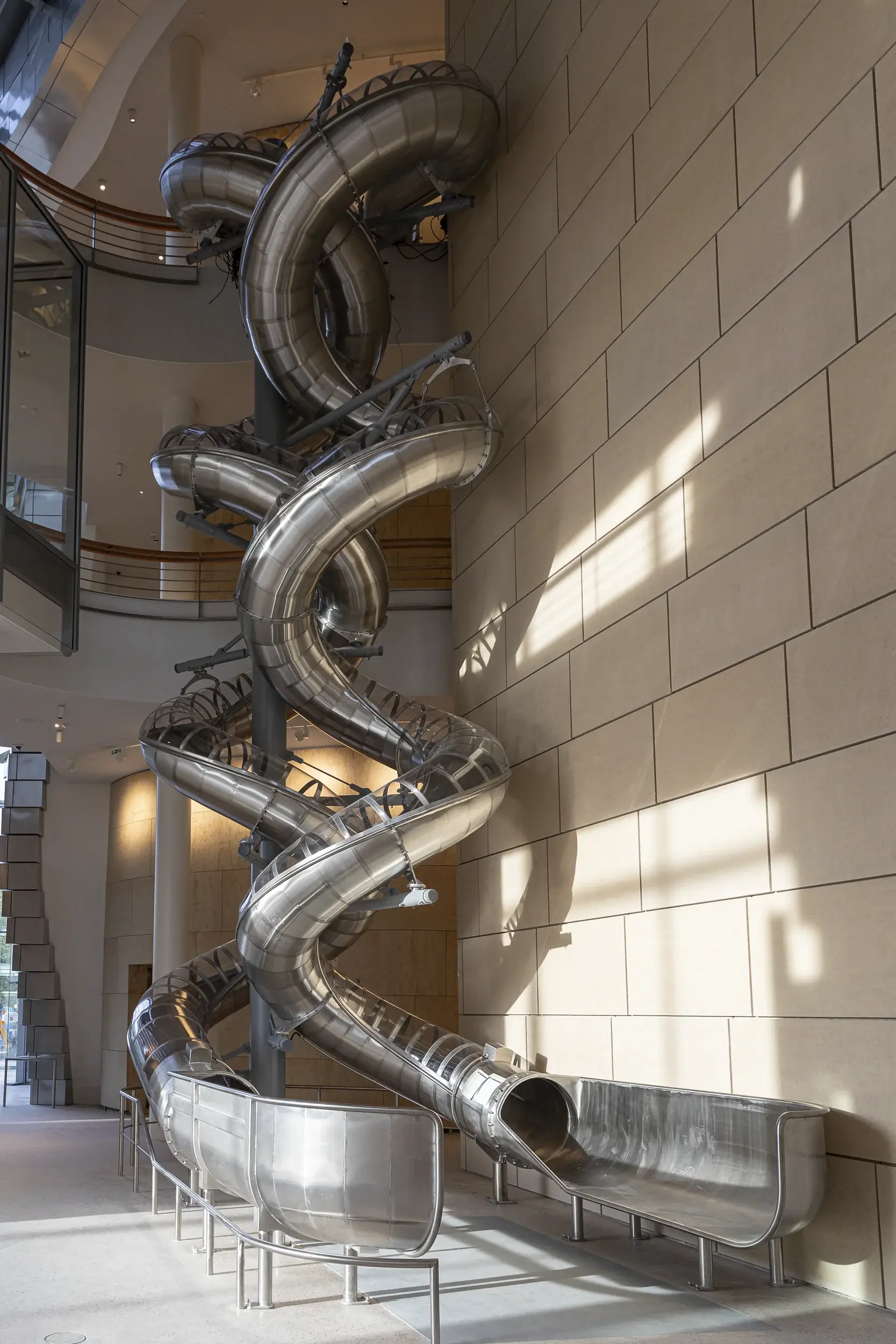 210526-LATOUR-ADRIANDEWEERDT-3