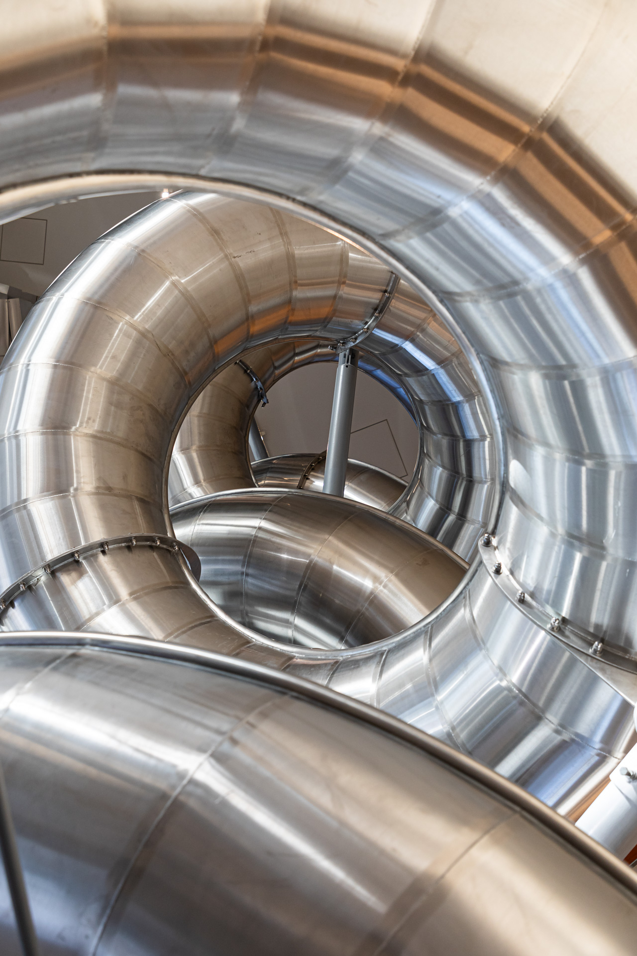 240123-LUMA-CARSTENHOLLER-ADRIANDEWEERDT-17-2