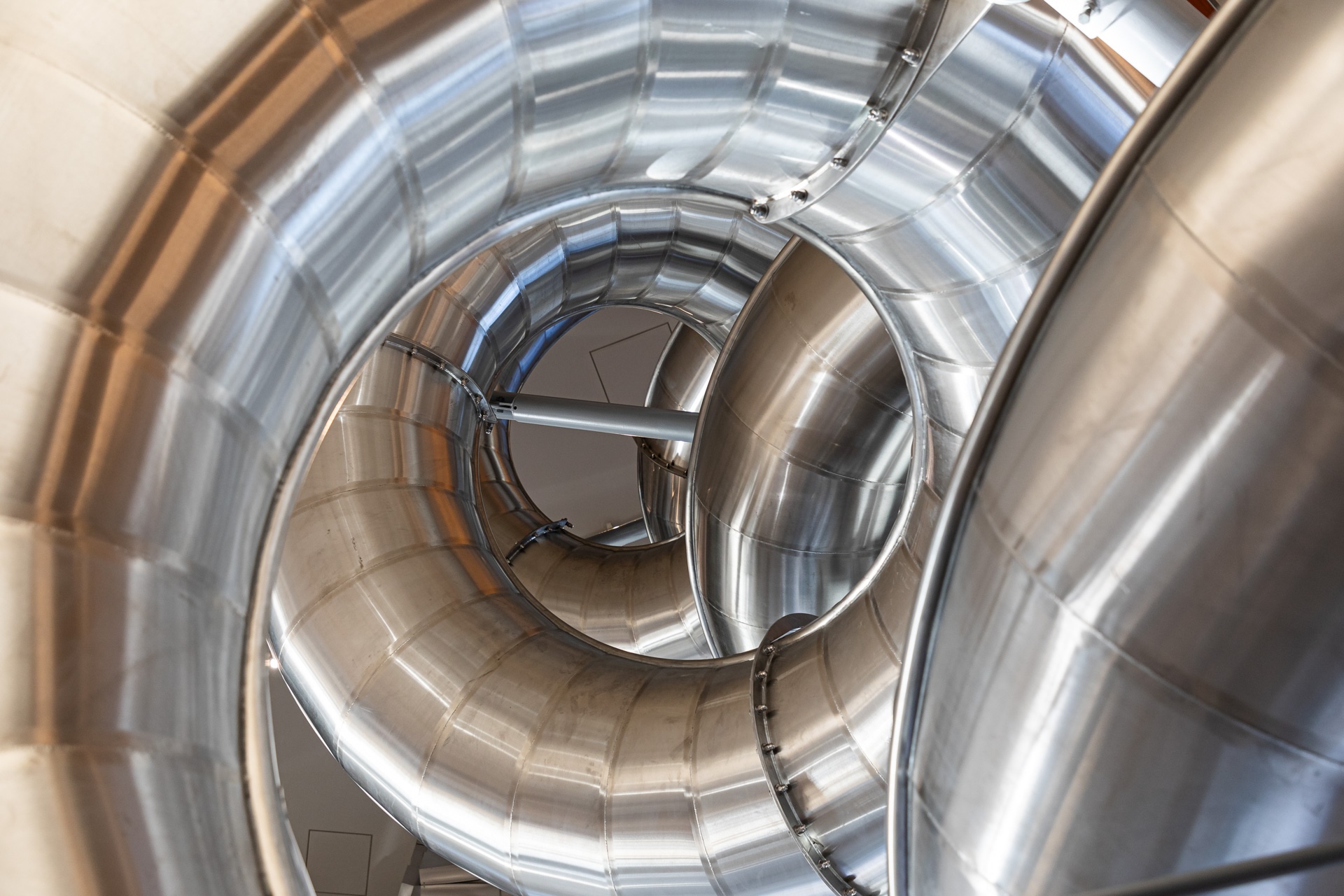 240123-LUMA-CARSTENHOLLER-ADRIANDEWEERDT-17