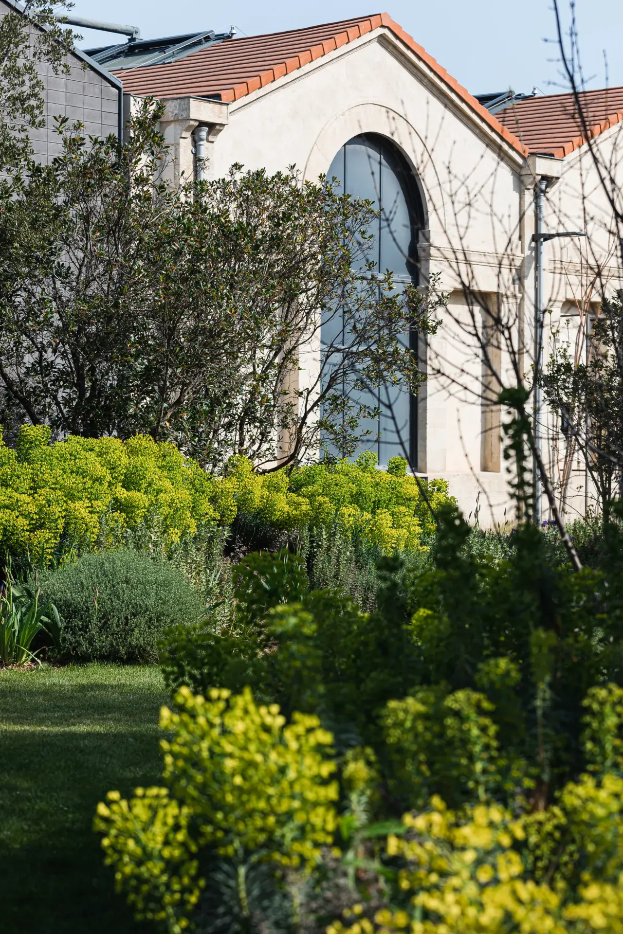 220328-LUMA-PPAYSAGER-SPRING-ADRIANDEWEERDT-32 - 1280 x 1920